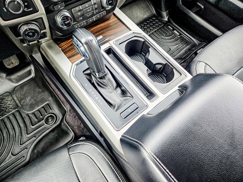 Used 2016 Ford F150 Lariat w/ Equipment Group 502A Luxury image 18