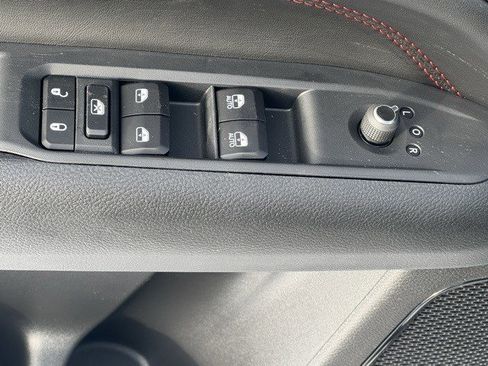 New 2026 Jeep Compass Trailhawk w/ Sun, Sound & Navigation Group image 10