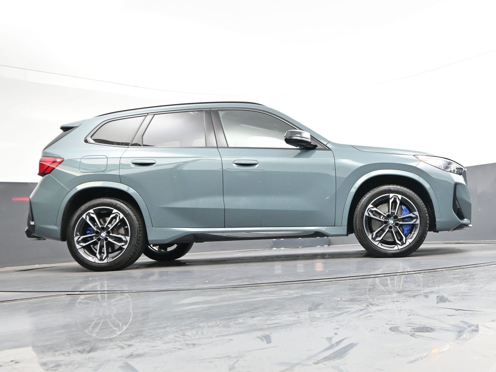 Used 2025 BMW X1 M35i AWD/4WD image 29