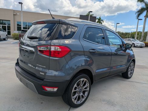 Used 2019 Ford EcoSport Titanium FWD image 2