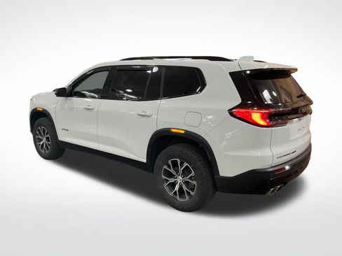 Used 2024 GMC Acadia AT4 w/ Luxury Package AWD/4WD image 6