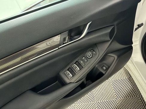 Used 2022 Honda Accord Sport image 15