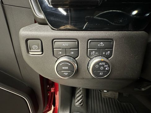 Certified 2024 GMC Sierra 1500 Elevation AWD/4WD image 32