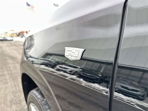 Certified 2025 Cadillac Escalade Sport Platinum w/ LPO, Floor Liner Package image 10