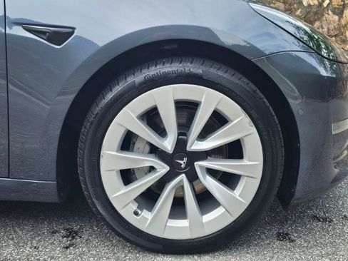 Used 2021 Tesla Model 3 RWD image 16