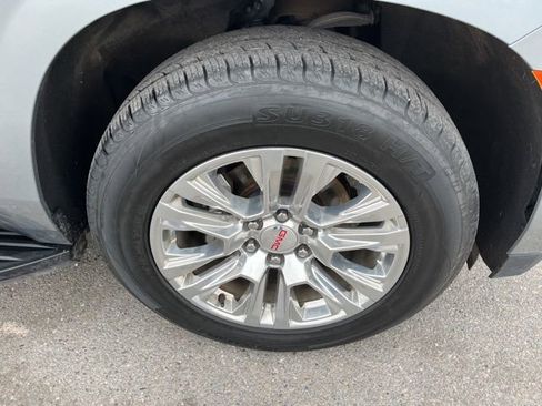 Used 2023 GMC Yukon Denali AWD/4WD image 16