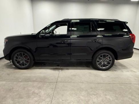 New 2025 Ford Expedition Platinum w/ Stealth Performance Package image 8