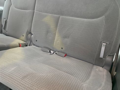 Used 2006 Toyota Sienna CE image 31