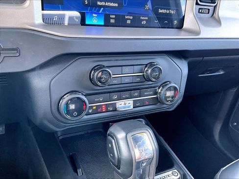 Used 2025 Ford Bronco Outer Banks image 26