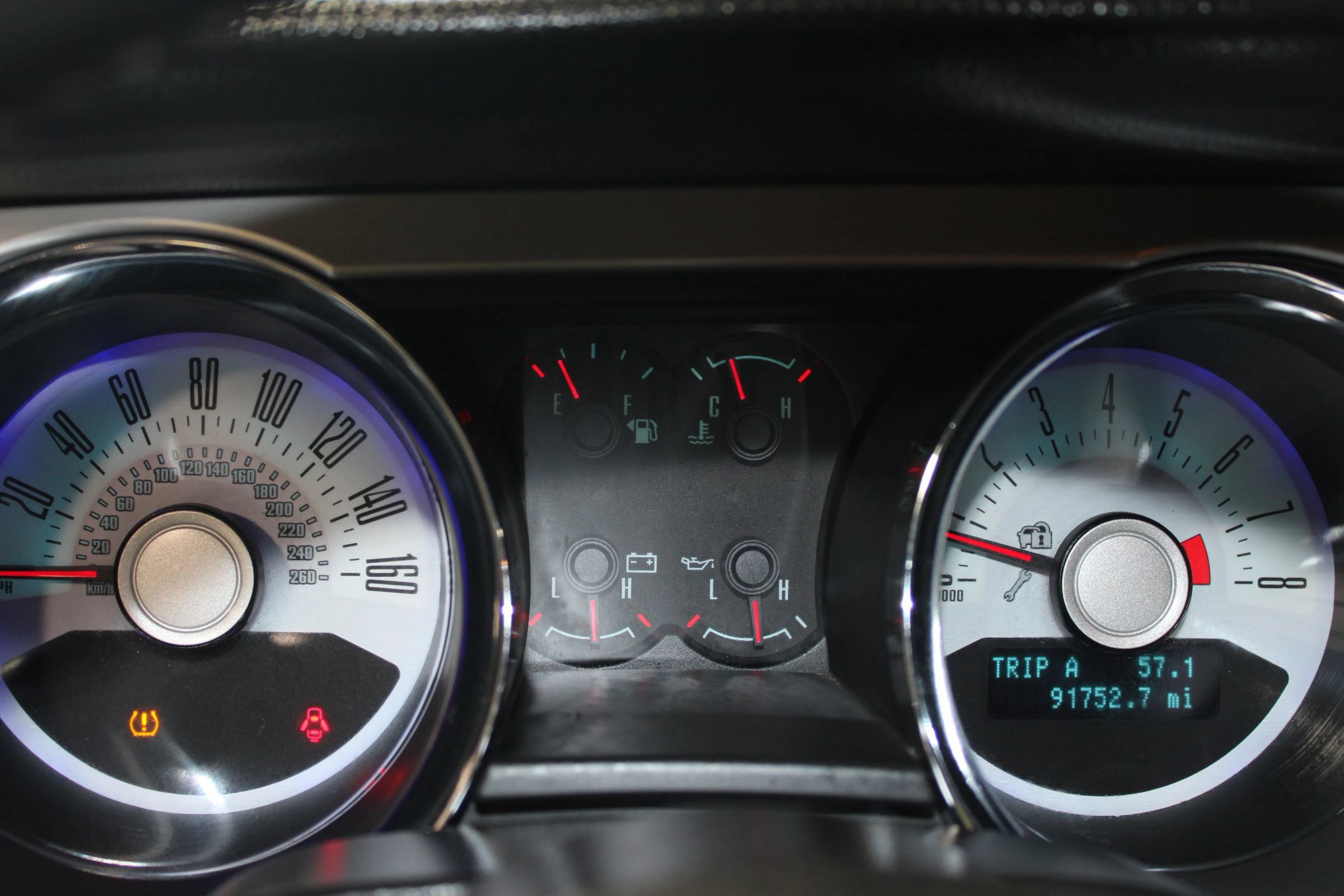 Used 2011 Ford Mustang GT Premium w/ Comfort Pkg RWD image 13