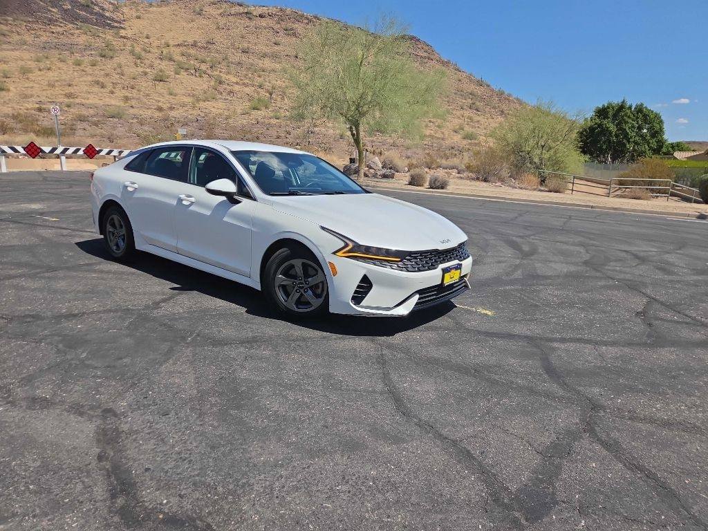 Used 2022 Kia K5 LXS FWD image 4