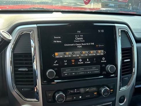 Used 2021 Nissan Titan SV w/ SV Convenience Package AWD/4WD image 10