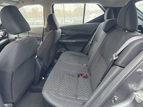 Used 2024 Nissan Kicks SV image 18