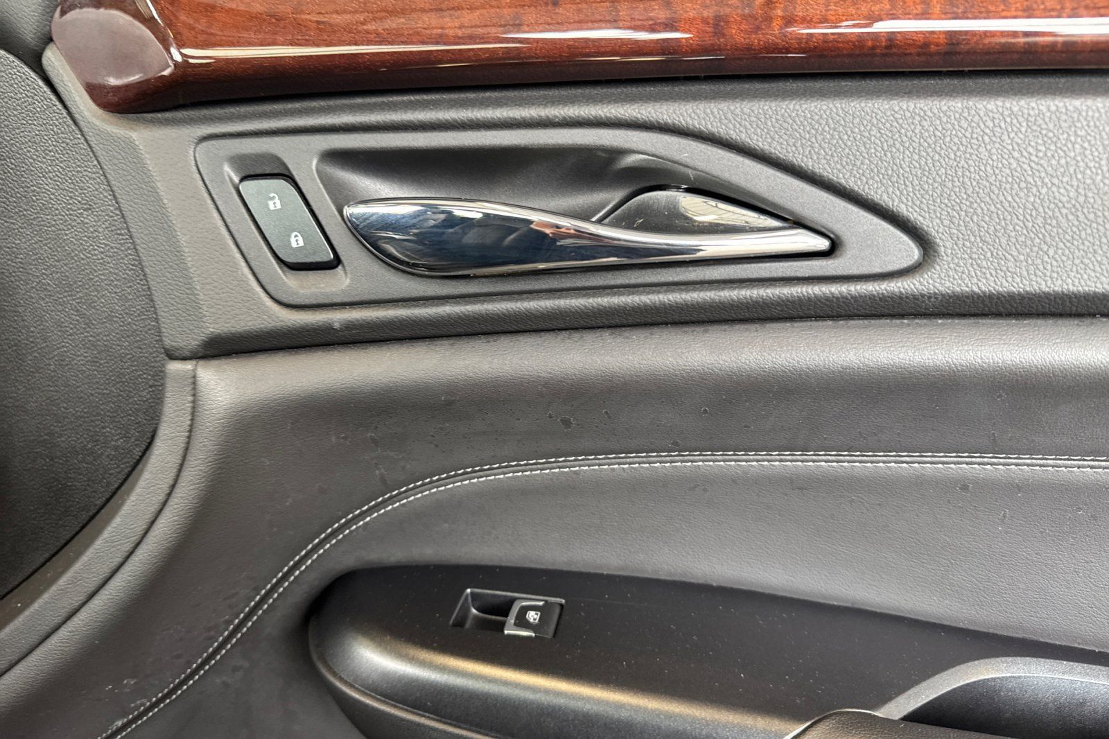 Used 2016 Cadillac SRX Premium AWD/4WD image 19