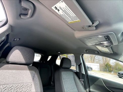 Used 2024 Chevrolet Equinox LT image 23