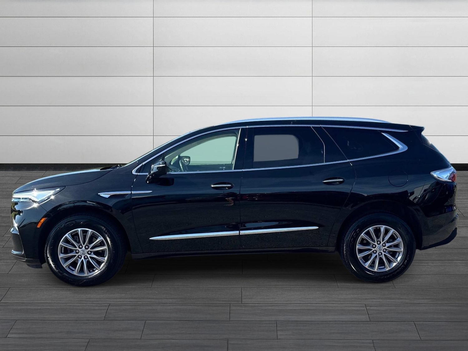 Used 2024 Buick Enclave Essence w/ Trailering Package, 5000 lbs. AWD/4WD image 9