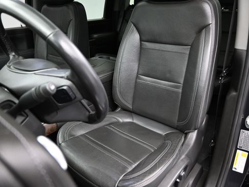 Used 2020 GMC Sierra 2500 Denali w/ Denali Ultimate Package image 21