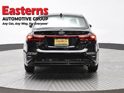 Used 2020 Kia Forte LXS FWD image 6