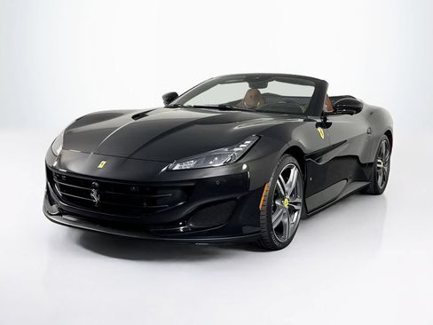 Used 2020 Ferrari Portofino RWD image 6