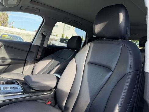 Used 2022 Audi Q7 3.0T Premium Plus AWD/4WD image 11