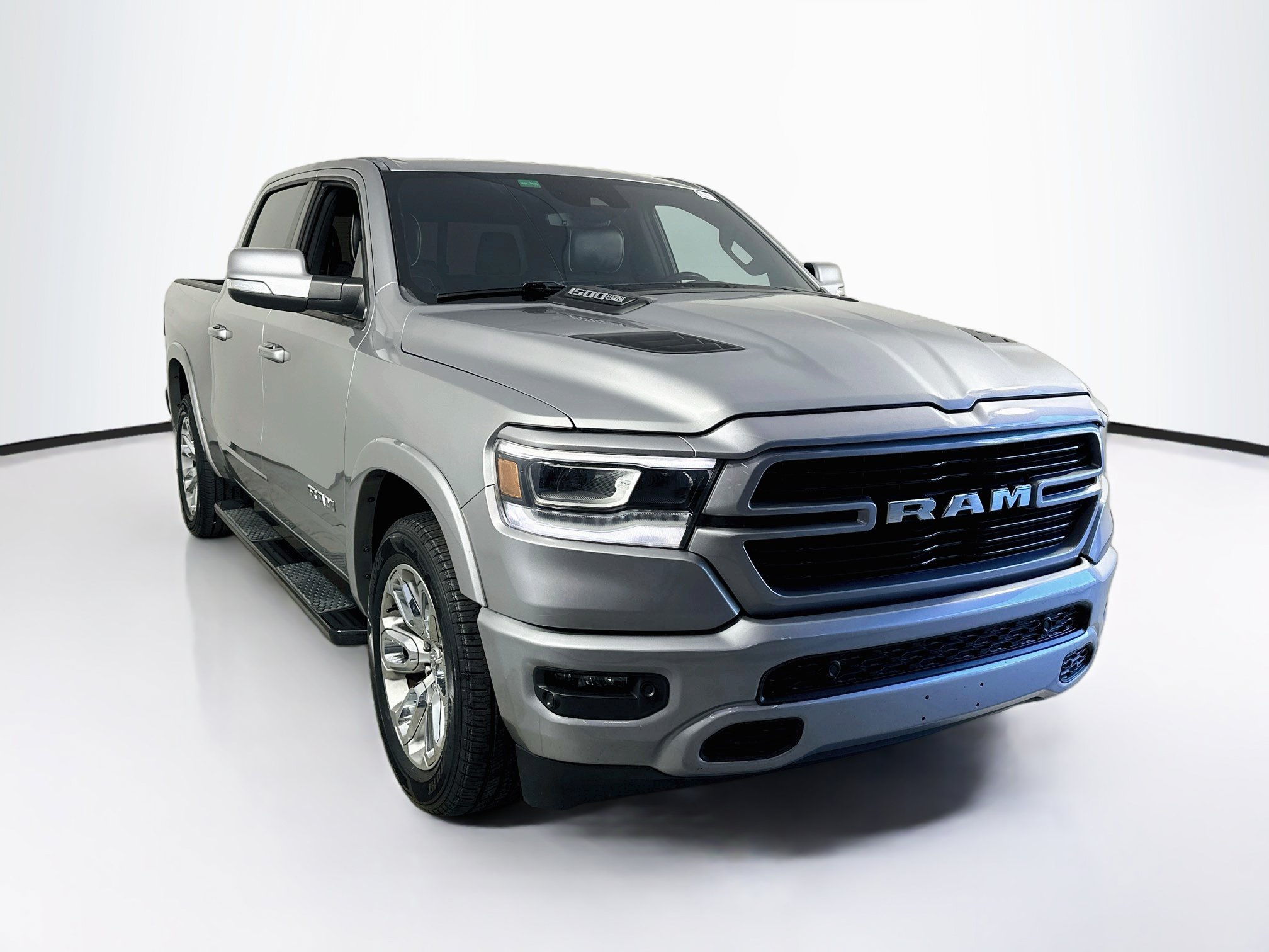 Used 2022 RAM 1500 Laramie w/ Sport Appearance Package RWD image 3