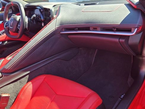 Certified 2022 Chevrolet Corvette Stingray Preferred Conv w/ Z51 Performance Package image 12