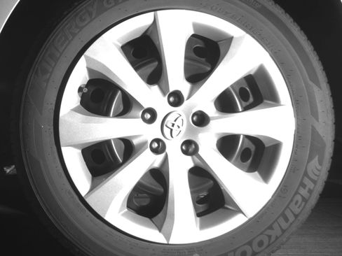 Used 2025 Toyota Corolla LE FWD image 14
