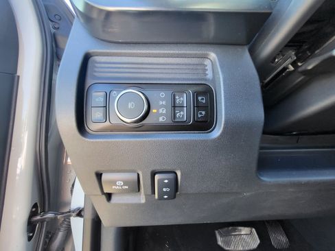 Used 2025 Ford F350 Lariat w/ Camper Package AWD/4WD image 4