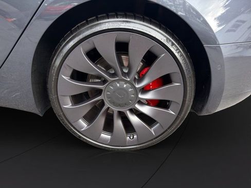 Used 2021 Tesla Model 3 Performance image 22