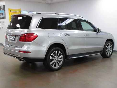 Used 2014 Mercedes-Benz GL 450 4MATIC image 5