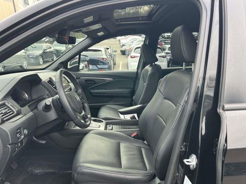 Used 2023 Honda Passport EX-L image 11