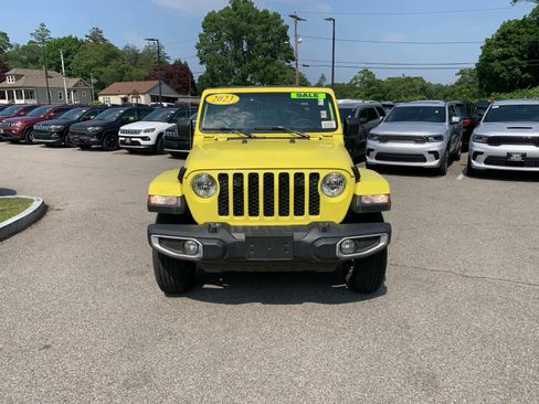 New 2023 Jeep Gladiator Sport image 9