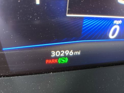 Used 2022 Volkswagen Taos SE image 21