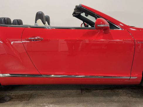 Used 2015 Bentley Continental GT image 11