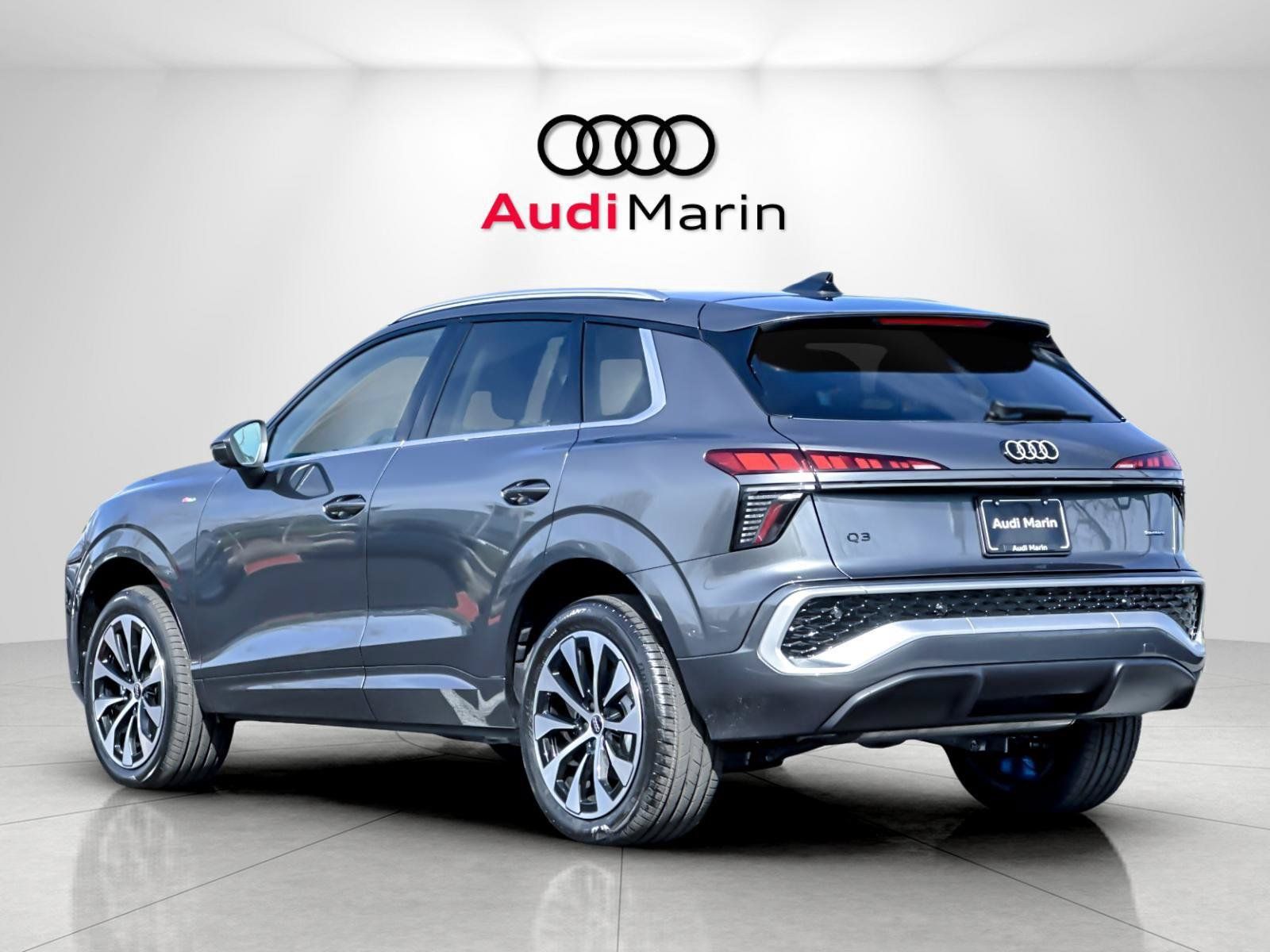 Used 2026 Audi Q3 quattro 2.0T AWD/4WD image 3