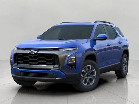 Used 2026 Chevrolet Equinox ACTIV w/ LPO, Trailering Package AWD/4WD image 8