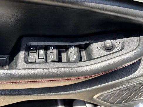 Used 2022 Jeep Grand Cherokee Trailhawk w/ Luxury Tech Group III AWD/4WD image 23