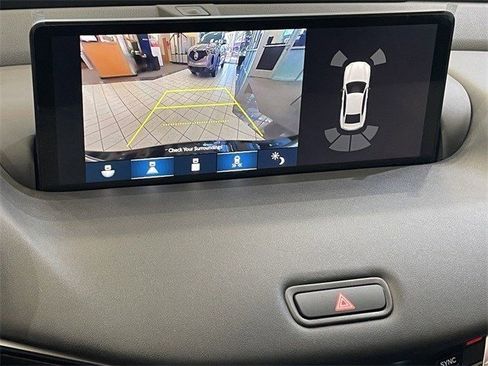 Used 2025 Acura TLX w/ Technology Package image 15