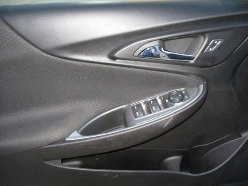 Used 2024 Chevrolet Malibu LT image 14