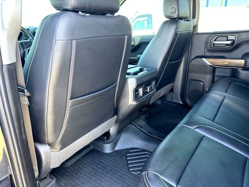 Used 2020 Chevrolet Silverado 1500 LT Trail Boss image 19