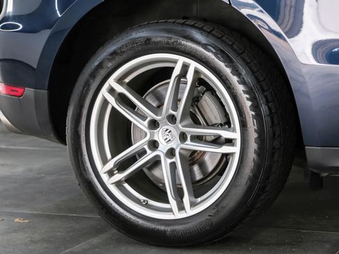 Used 2019 Porsche Macan S image 56