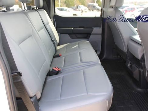 Used 2024 Ford F250 XL w/ XL Chrome Package image 12