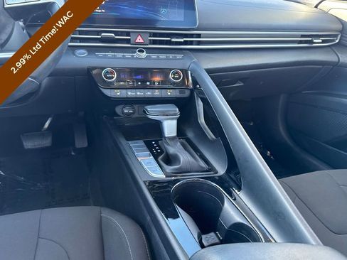 Certified 2023 Hyundai Elantra SEL w/ Convenience Package image 32