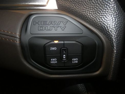 New 2026 RAM 2500 Limited AWD/4WD image 22
