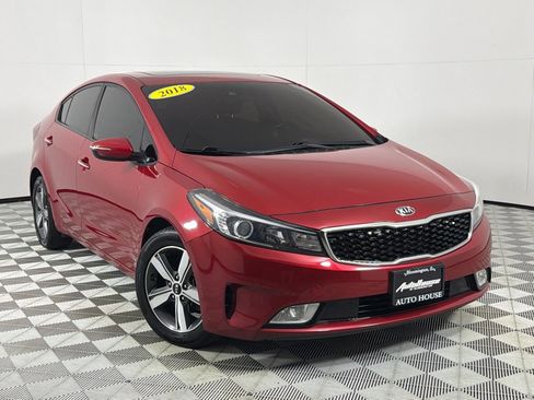 Used 2018 Kia Forte S w/ S Technology Plus Package image 2