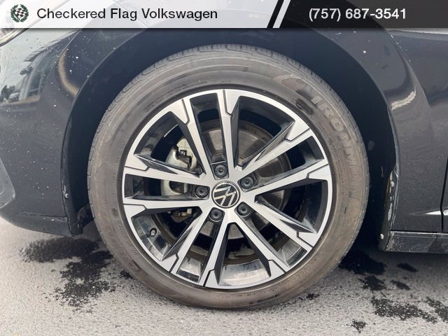 Used 2025 Volkswagen Jetta Sport FWD image 5