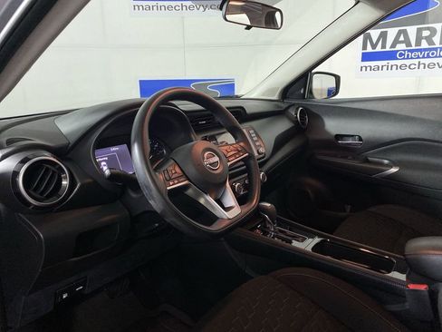 Used 2023 Nissan Kicks SV FWD image 15