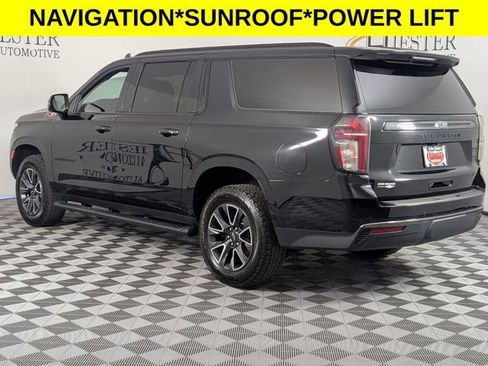 Used 2022 Chevrolet Suburban Z71 w/ Luxury Package AWD/4WD image 5