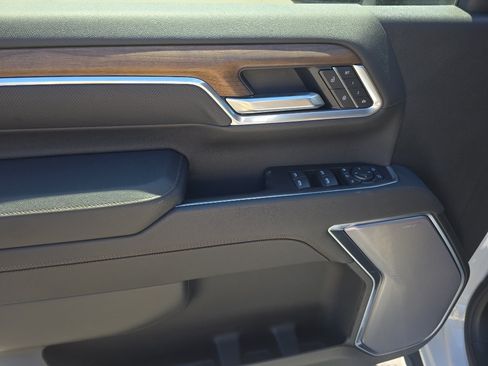 New 2026 Chevrolet Silverado 2500 High Country w/ Z71 Off-Road Package AWD/4WD image 11