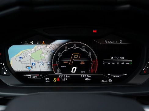 Used 2023 Lamborghini Urus S image 10